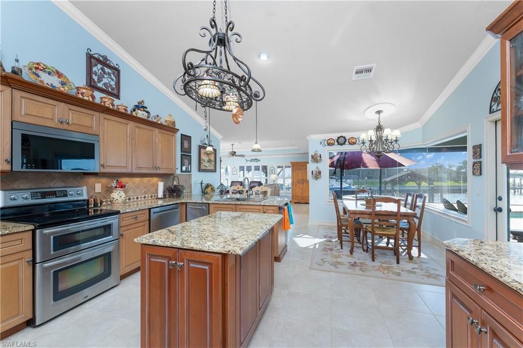 4128 NW 36th Ln, Cape Coral, FL 33993 Photo