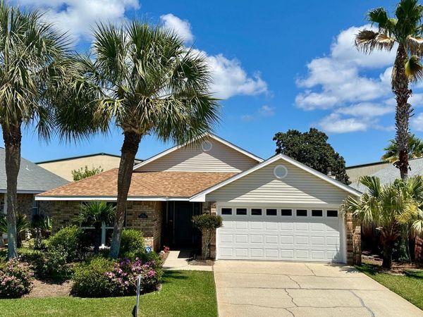 4643 Windstarr Drive, Destin, FL 32541