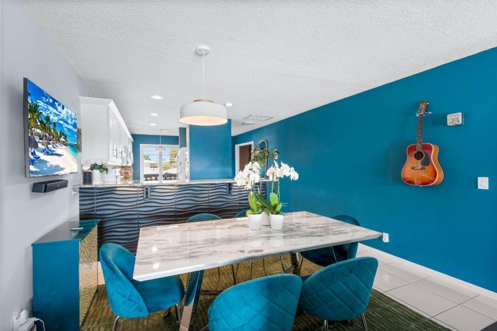 1540 NW 18th Avenue, Unit 203, Delray Beach, FL 33445 Photo