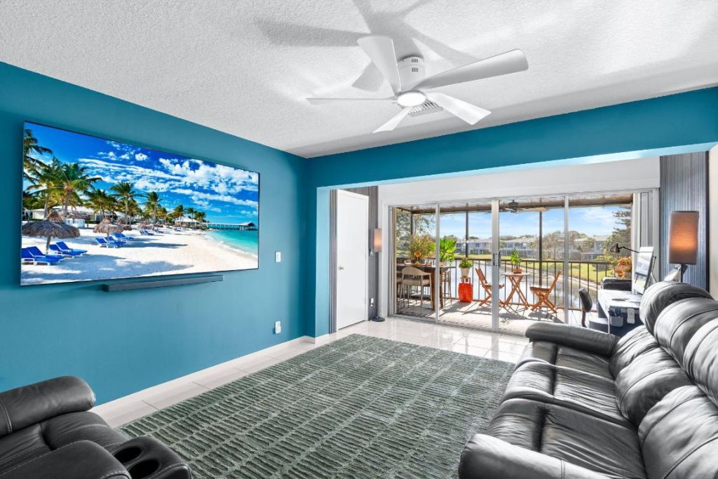 1540 NW 18th Avenue, Unit 203, Delray Beach, FL 33445 Photo