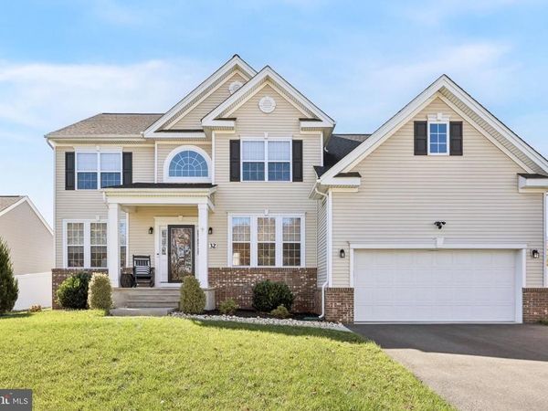 32 STONEHAM ROAD, TRENTON, NJ 08638