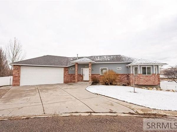 100 Mountain View Drive, MCCAMMON, ID 83250