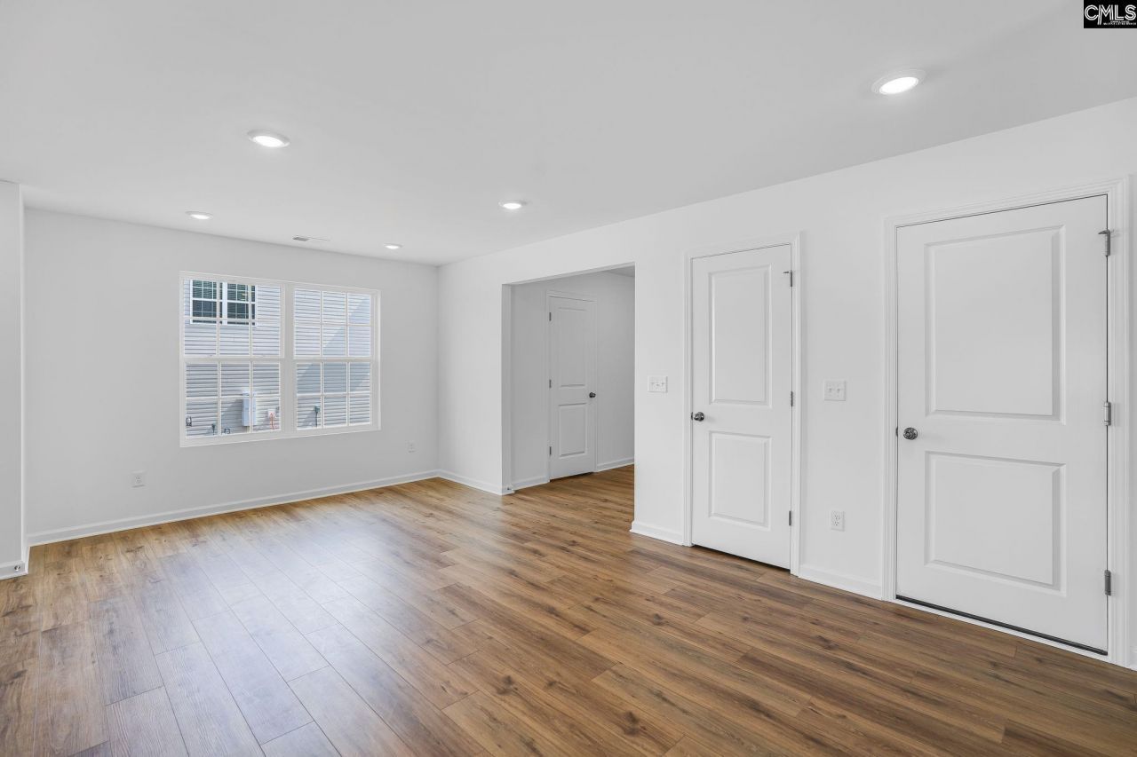 720 Glider Drive Photo 10