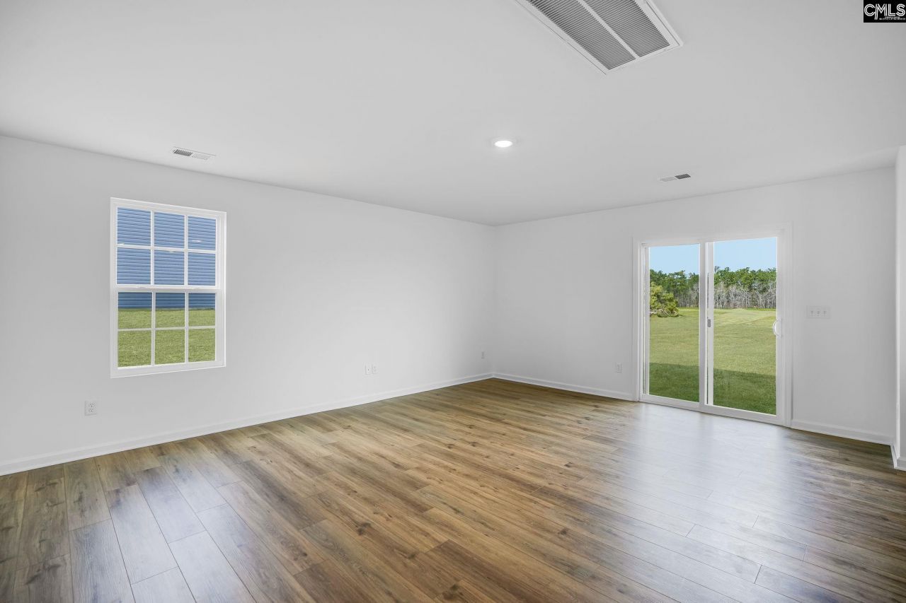 720 Glider Drive Photo 13