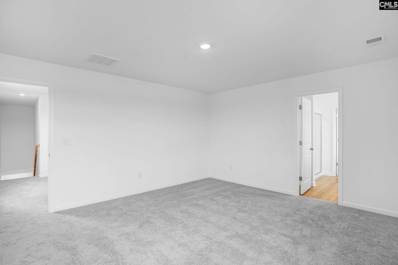 720 Glider Drive Photo 17