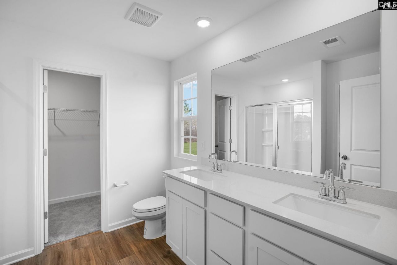 720 Glider Drive Photo 19