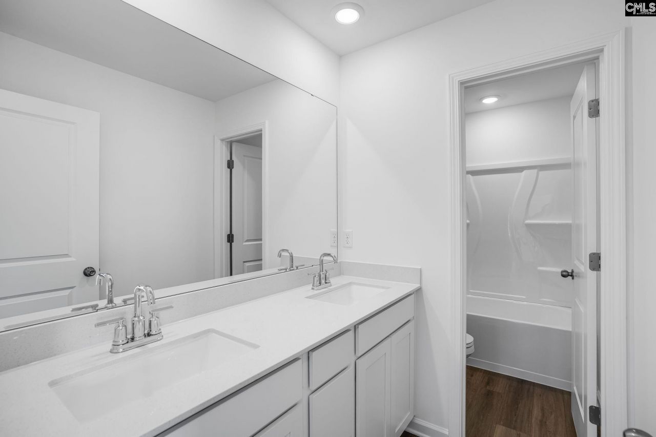 720 Glider Drive Photo 21