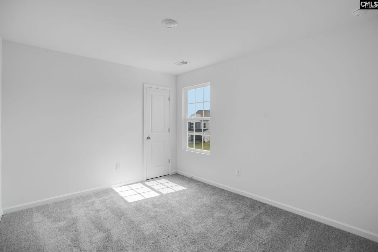 720 Glider Drive Photo 27