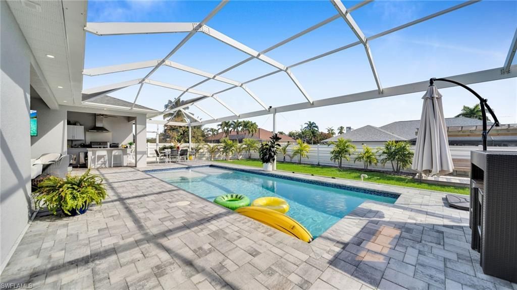 2214 SE 27th Ter, Cape Coral, FL 33904 Photo