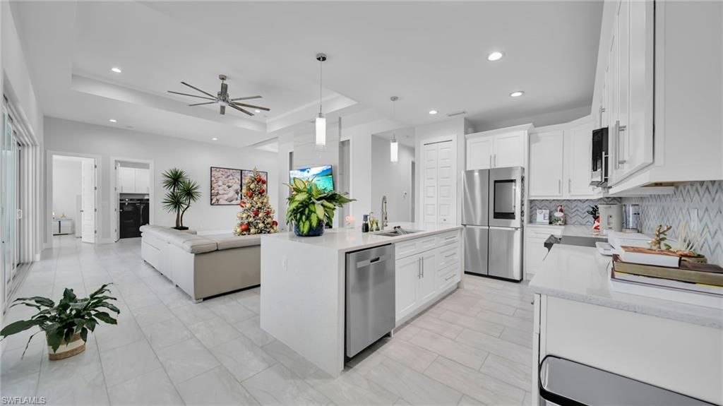 2214 SE 27th Ter, Cape Coral, FL 33904 Photo