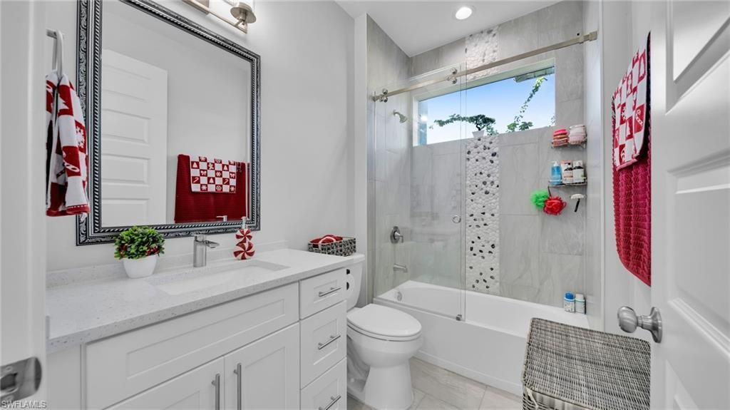 2214 SE 27th Ter, Cape Coral, FL 33904 Photo