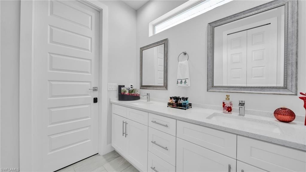 2214 SE 27th Ter, Cape Coral, FL 33904 Photo