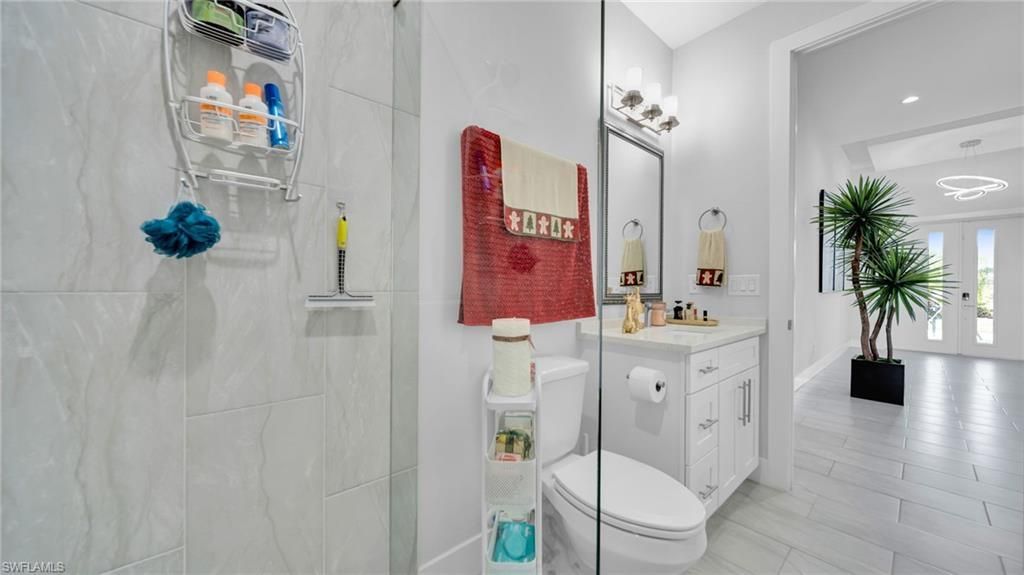 2214 SE 27th Ter, Cape Coral, FL 33904 Photo