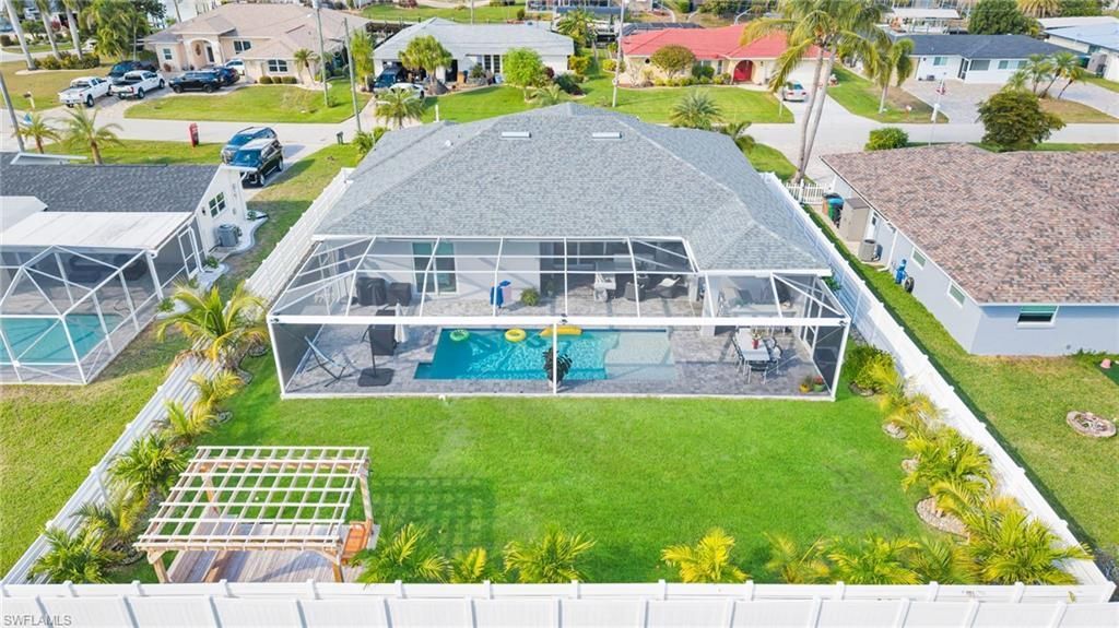 2214 SE 27th Ter, Cape Coral, FL 33904 Photo
