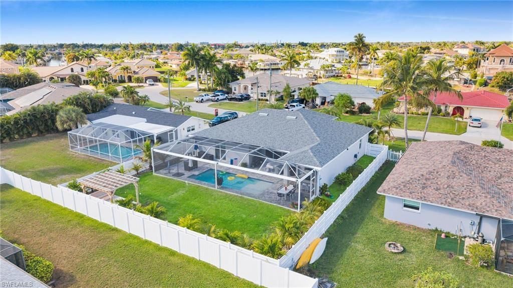 2214 SE 27th Ter, Cape Coral, FL 33904 Photo