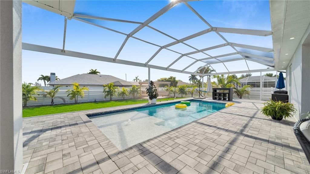 2214 SE 27th Ter, Cape Coral, FL 33904 Photo