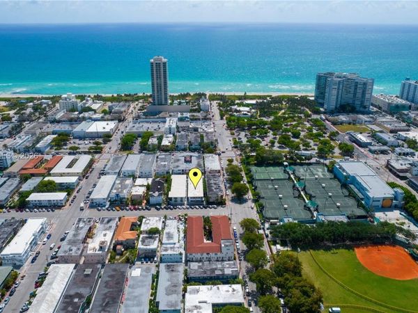 7311 Byron Ave, Unit 15, Miami Beach, FL 33141