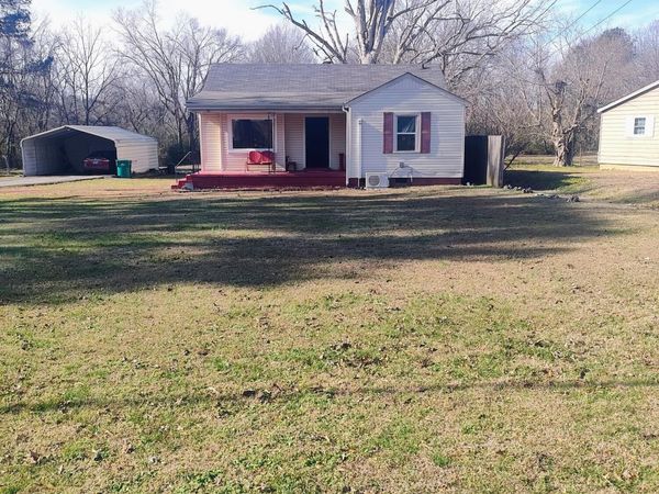 286 Hillcrest Circle Drive, Jackson, TN 38301