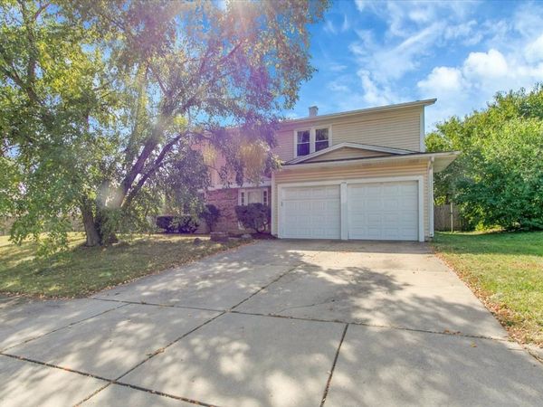 2509 Brook Lane, Aurora, IL 60504