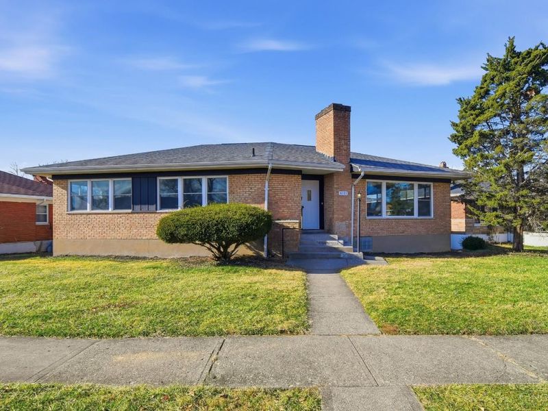 6101 Capri Drive, Cincinnati, OH 45224 Photo 2