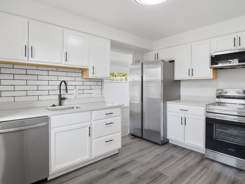 6101 Capri Drive, Cincinnati, OH 45224 Photo 6