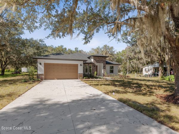 304 N Jungle Road, Geneva, FL 32732
