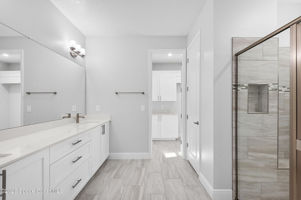 304 N Jungle Road, Geneva, FL 32732 Photo