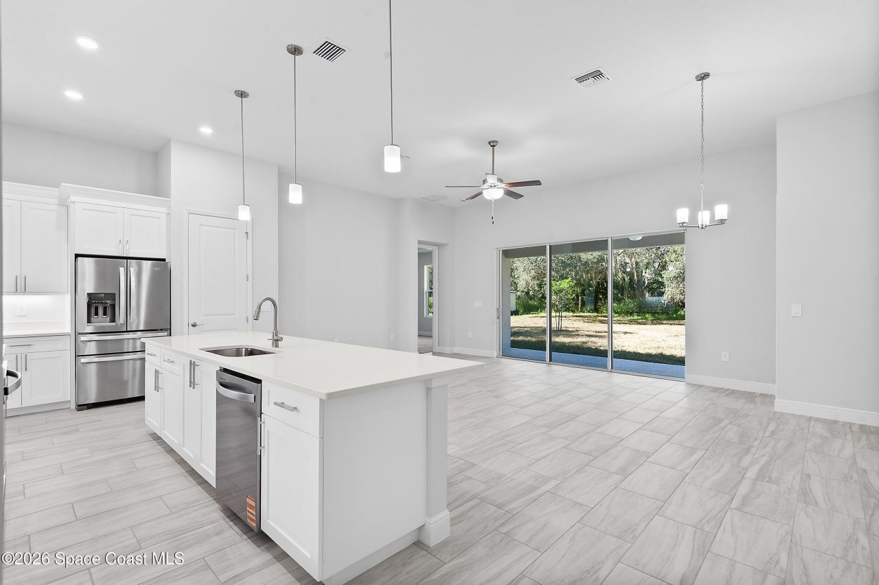 304 N Jungle Road, Geneva, FL 32732 Photo