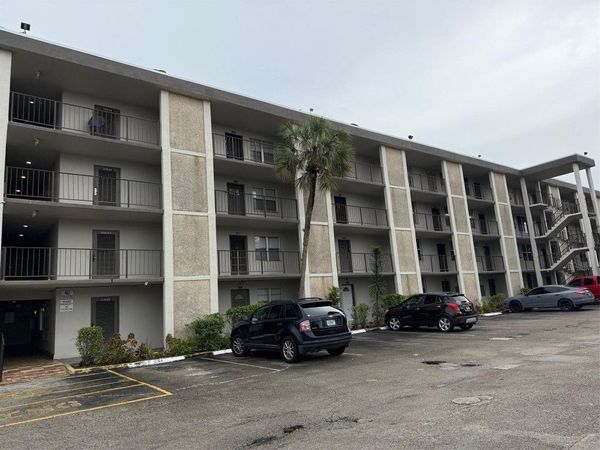 4898 NW 29th Court, Unit 409, Lauderdale Lakes, FL 33313
