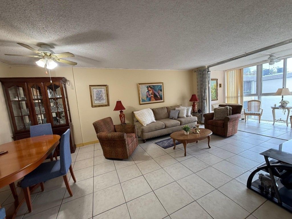 4898 NW 29th Court, Unit 409, Lauderdale Lakes, FL 33313 Photo
