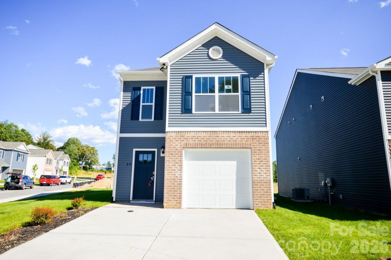 13 Caroline Valley Lane, Hendersonville, NC 28792 Main Photo