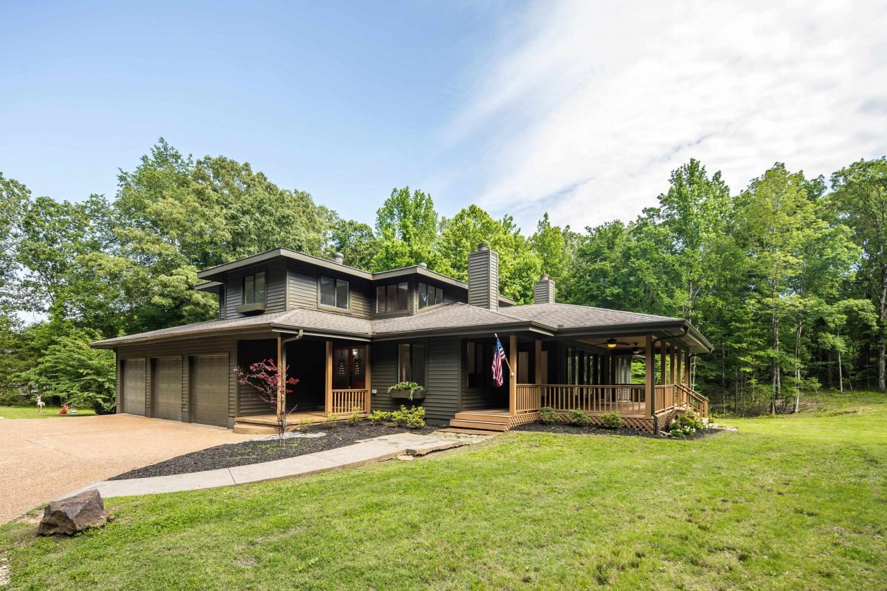 925 Bell Meade Dr, Eads, TN 38028 Main Photo