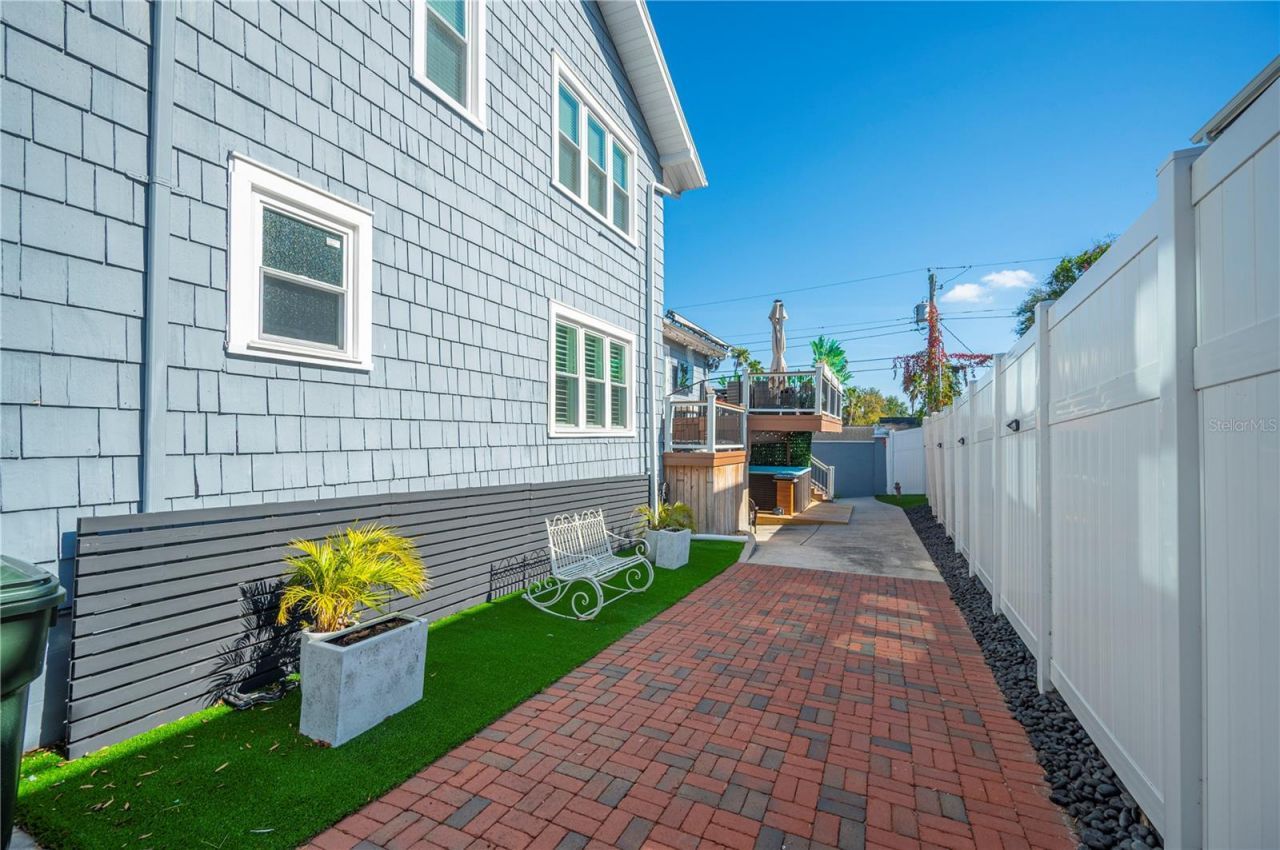 2214 Coventry Avenue, Lakeland, FL 33803 Photo