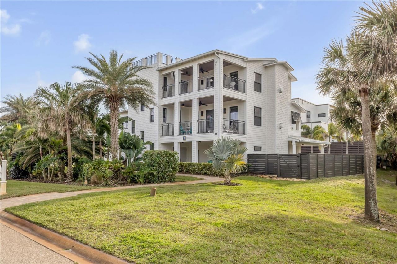 1 Mar Azul N, Ponce Inlet, FL 32127 Photo