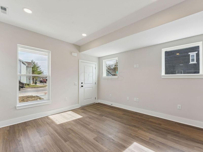 697 Miller Avenue, Columbus, OH 43205 Photo 11