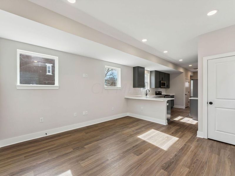 697 Miller Avenue, Columbus, OH 43205 Photo 9