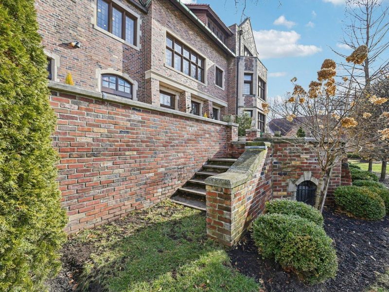 1427 Roxbury Road, Unit Manor Hous, Marble Cliff, OH 43212 Photo 122