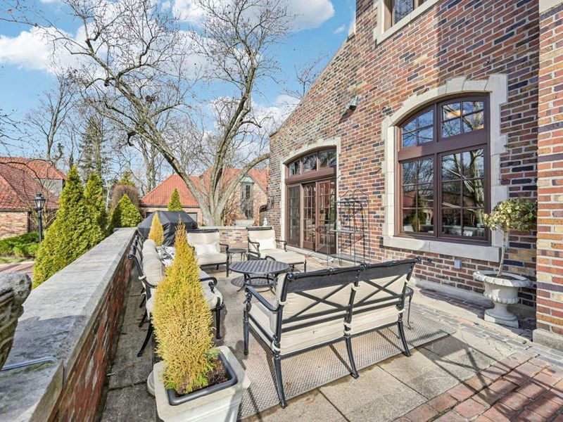 1427 Roxbury Road, Unit Manor Hous, Marble Cliff, OH 43212 Photo 127