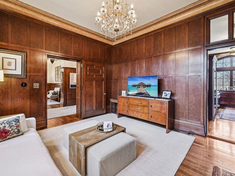 1427 Roxbury Road, Unit Manor Hous, Marble Cliff, OH 43212 Photo 15