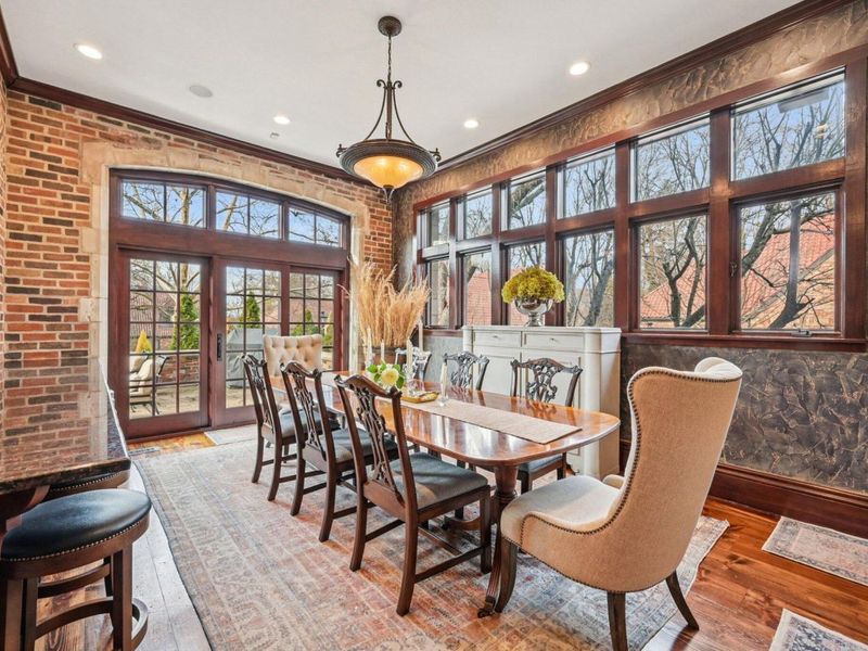 1427 Roxbury Road, Unit Manor Hous, Marble Cliff, OH 43212 Photo 32