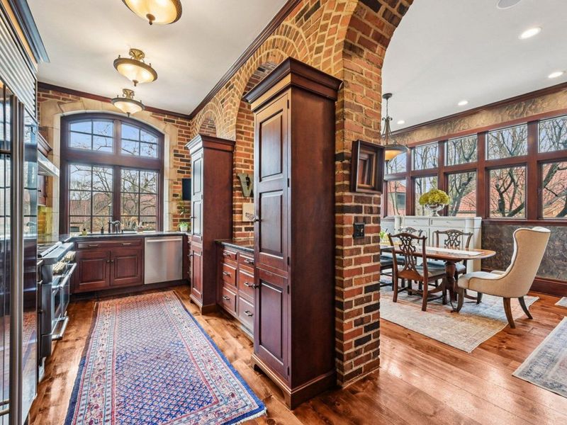 1427 Roxbury Road, Unit Manor Hous, Marble Cliff, OH 43212 Photo 33