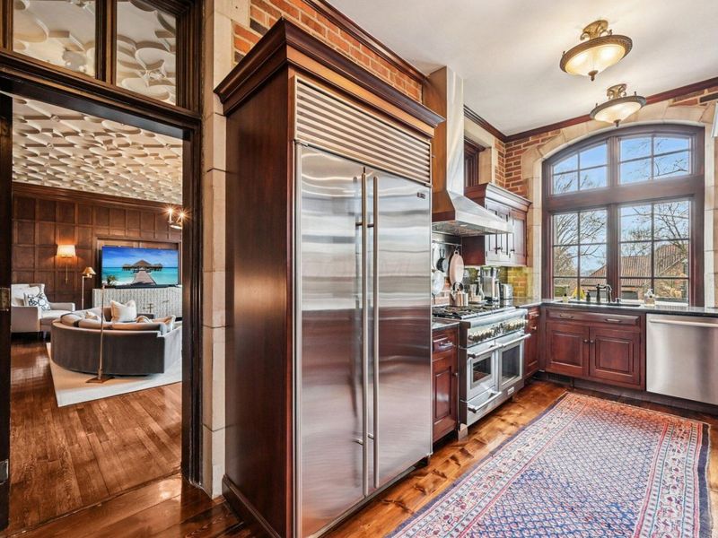 1427 Roxbury Road, Unit Manor Hous, Marble Cliff, OH 43212 Photo 35