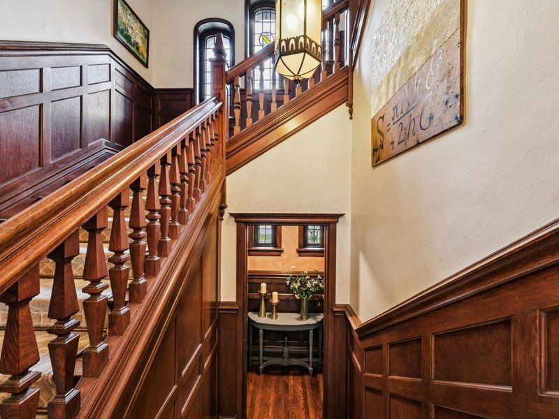 1427 Roxbury Road, Unit Manor Hous, Marble Cliff, OH 43212 Photo 44