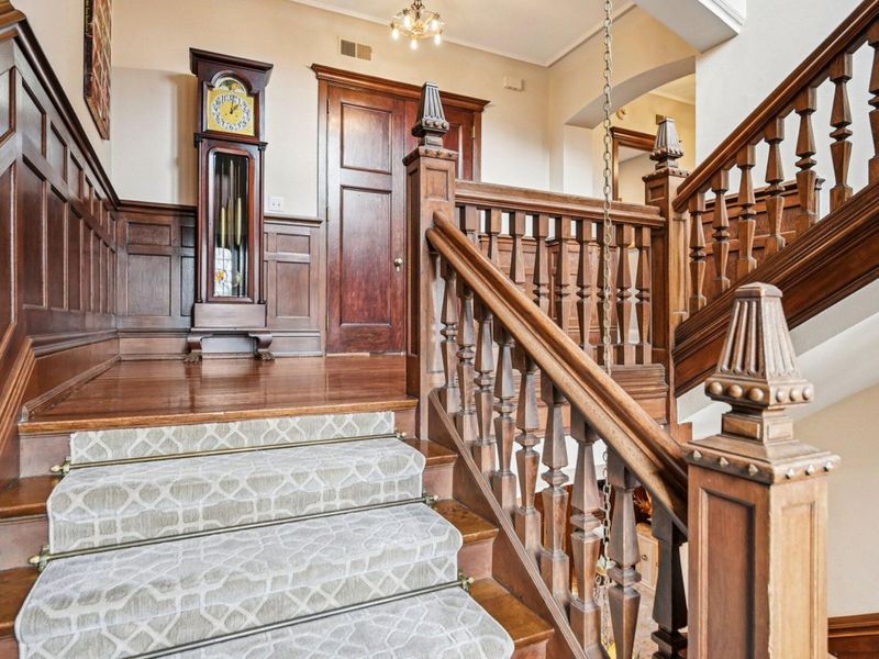 1427 Roxbury Road, Unit Manor Hous, Marble Cliff, OH 43212 Photo 46