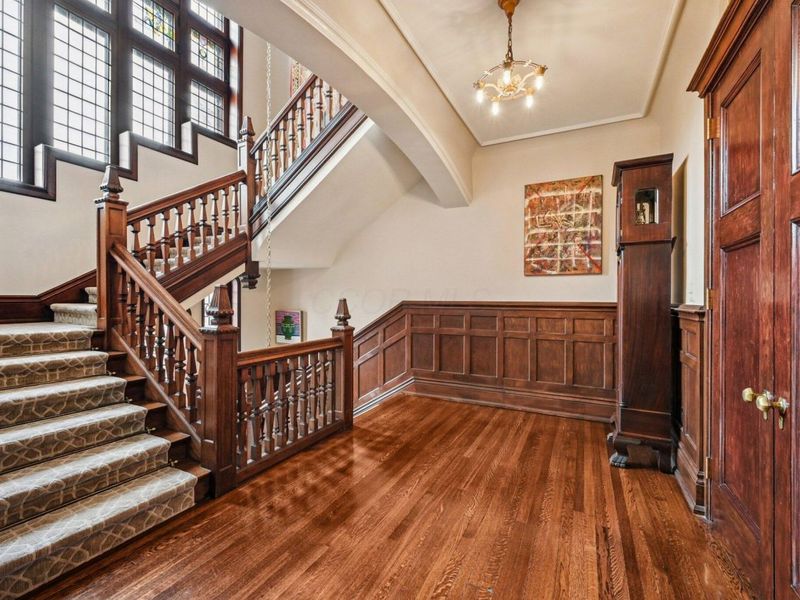 1427 Roxbury Road, Unit Manor Hous, Marble Cliff, OH 43212 Photo 48