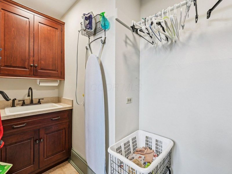 1427 Roxbury Road, Unit Manor Hous, Marble Cliff, OH 43212 Photo 61