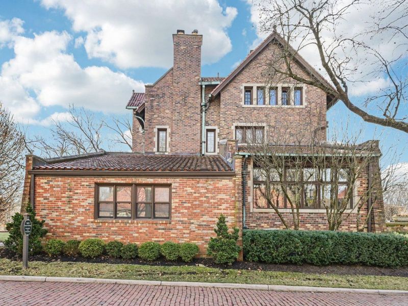 1427 Roxbury Road, Unit Manor Hous, Marble Cliff, OH 43212 Photo 98