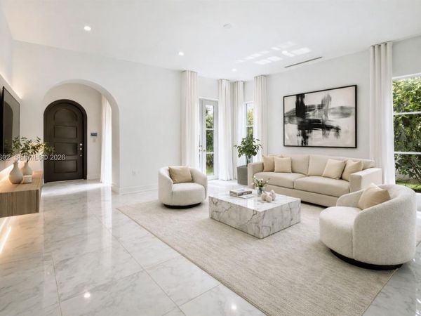 315 Santander Ave, Unit 311, Coral Gables, FL 33134