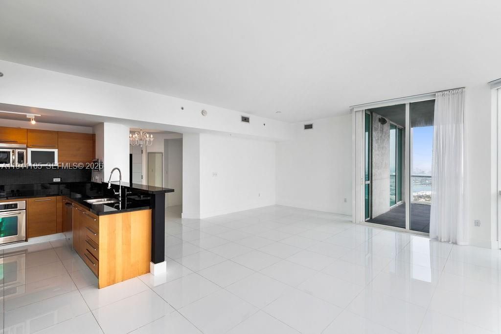 253 NE 2nd St , Unit 4608, Miami, FL 33132 Photo