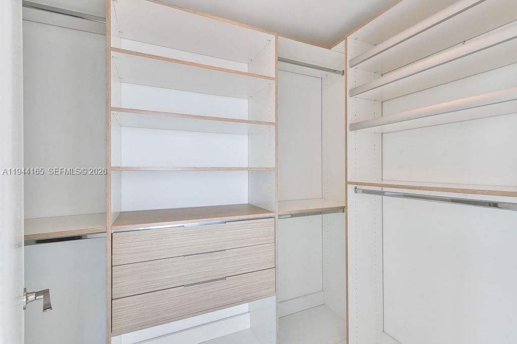 253 NE 2nd St , Unit 4608, Miami, FL 33132 Photo